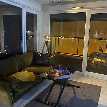 Meyzieu : superbe appartement très cosy. Extérieur photo
